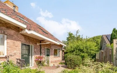 Corner house for sale: Kerkstraat 83, Hoogmade Hoogmade