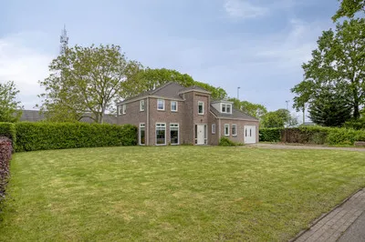 Detached house for sale: Kerkstraat 88, Kerkdriel Kerkdriel