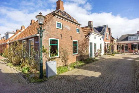 Hoekwoning te koop: Kerkstraat 9, Zoutkamp