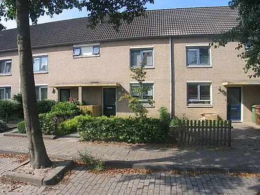 Tussenwoning te huur: Kerkuil 59, Muizenberg Breda