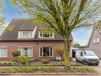 Twee-onder-één-kap te koop: Kerkveld 65, Kleinwijk Nistelrode