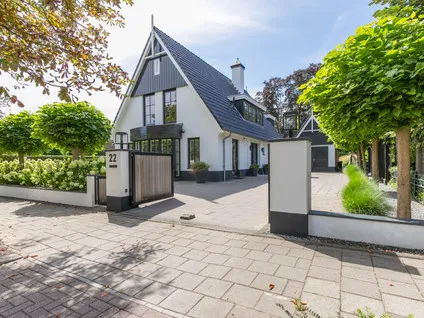 Vrijstaande woning te koop: Kerkweg 22, Aalsmeer