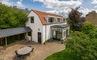 Vrijstaande woning te koop: Kerkweg 27, Paddewei Barendrecht