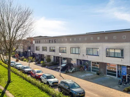 Tussenwoning te koop: Kersengaarde 42, Appelbuurt Boskoop