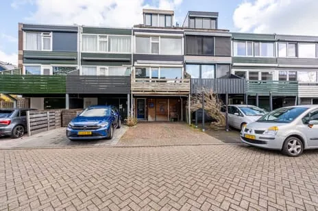 Tussenwoning te koop: Kervelstraat 68, Apeldoorn