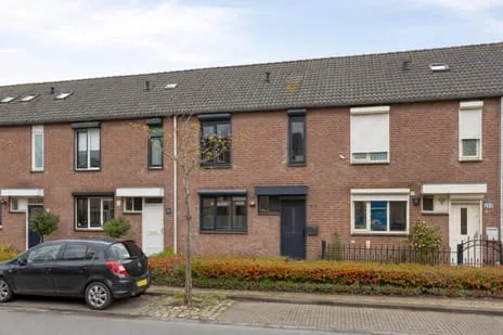 Tussenwoning te koop: Kesterenlaan 104, Kesteren Breda