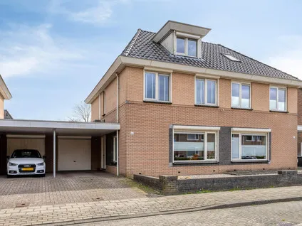 Tussenwoning te koop: Keteldiepstraat 68, Deppenbroek Enschede