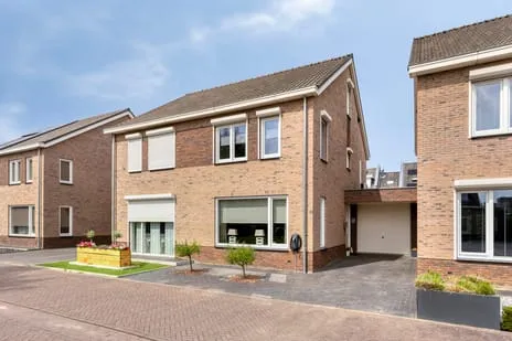 Tussenwoning te koop: Keubenkamphof 15, Oolder Veste Herten
