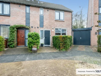 Tussenwoning te koop: Kievit 22, Doorn