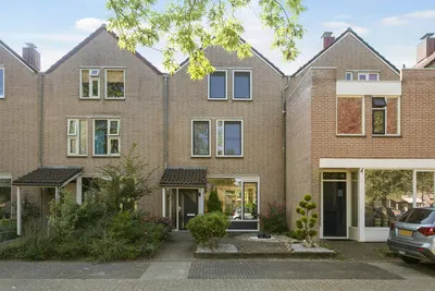 Terraced house for sale: Kievit 27, Groot Douwel Deventer