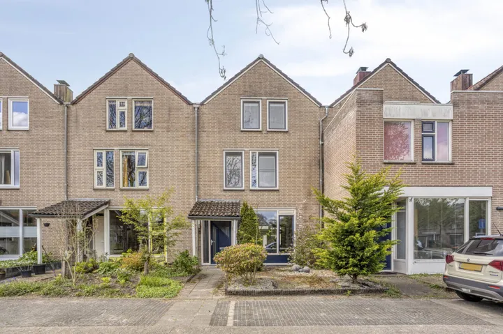 Tussenwoning te koop: Kievit 27, Deventer