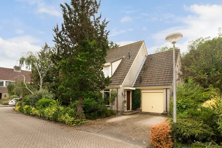 Vrijstaande woning te koop: Kievitlaan 1, Koudekerk Aan Den Rijn