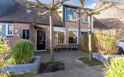 Tussenwoning te koop: Kievitmeen 99, Vogelwaard Harderwijk