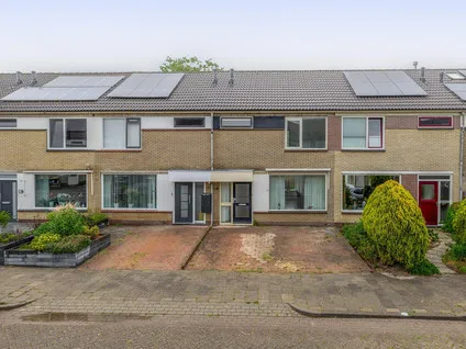 Tussenwoning te koop: Kievitstraat 10, Vogelbuurt Anna Paulowna