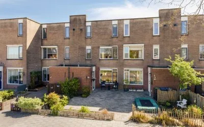 Tussenwoning te koop: Kievitstraat 122, Hanzewijk/Greente Kampen