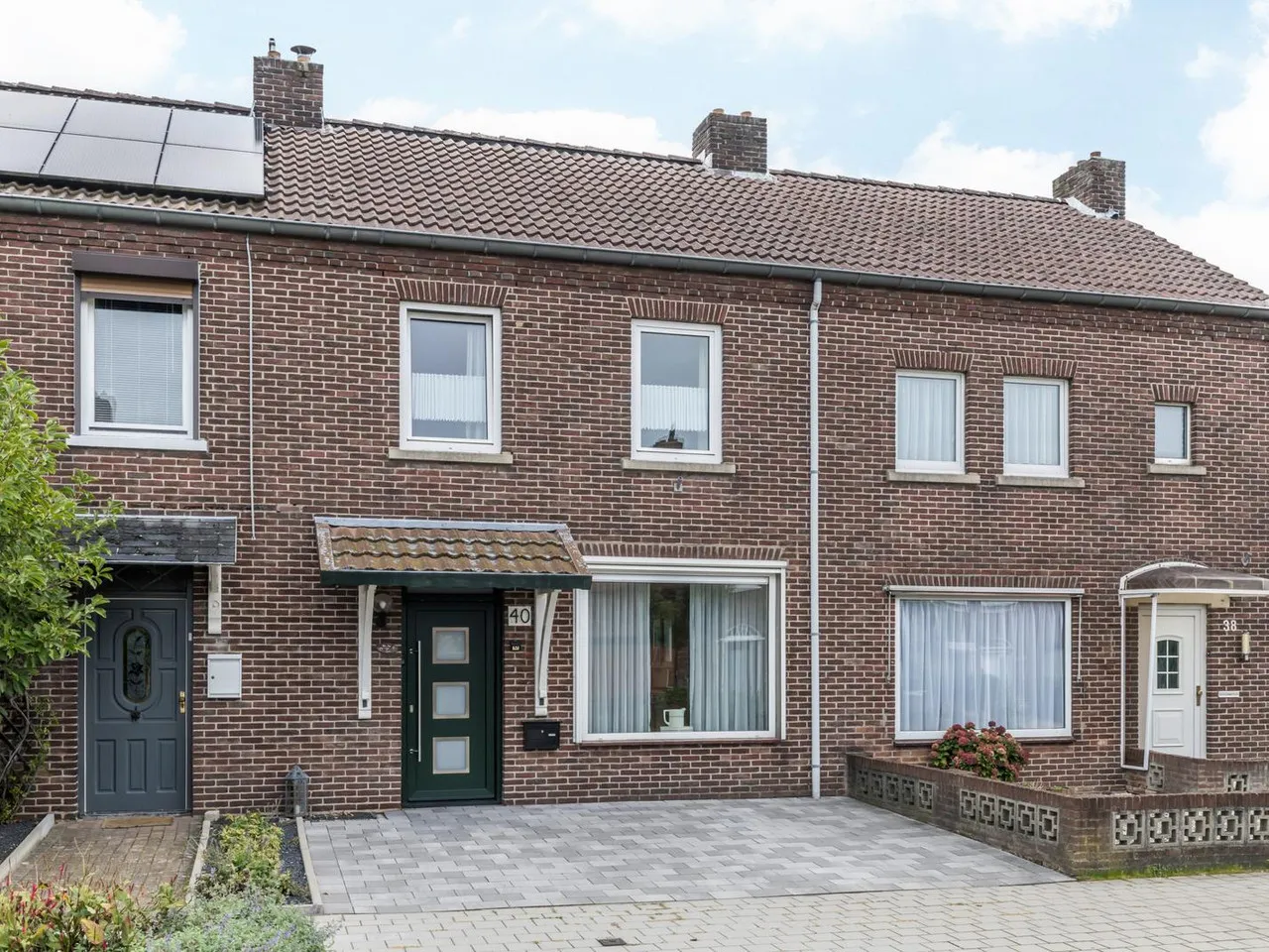 Tussenwoning te koop: Kievitstraat 40, Heerlen