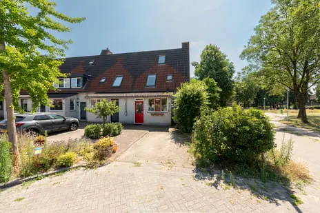 Tussenwoning te koop: Kievitweide 136, Weiden Houten