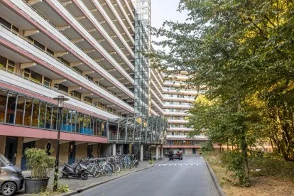 Appartement te koop: Kikkenstein 2326, Bijlmermuseum-Zuid Amsterdam