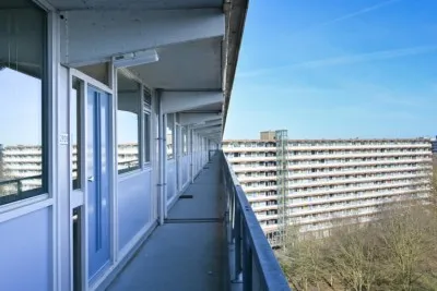 Appartement te koop: Kikkenstein 2928, Bijlmermuseum-Zuid Amsterdam