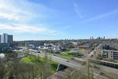 Appartement te koop: Kikkenstein 2928, Bijlmermuseum-Zuid Amsterdam