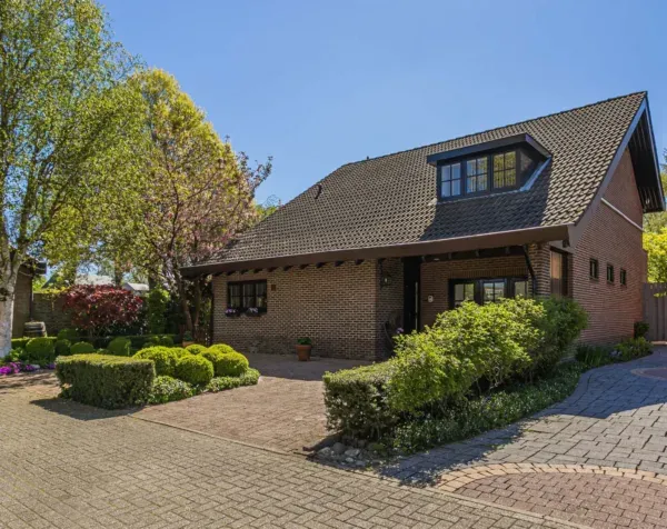 Vrijstaande woning te koop: Kikvorsweide 1, Buitenweides Nieuwegein