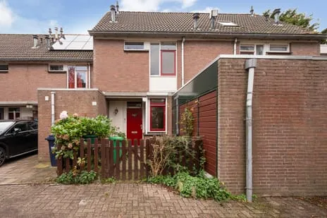 Tussenwoning te koop: King Olivereiland 40, Nieuw Waldeck 'S-Gravenhage