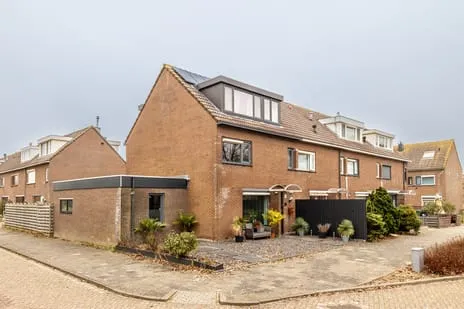 Hoekwoning te koop: Kinheim 242, Zwanenburg West Zwanenburg