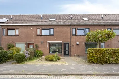 Tussenwoning te koop: Kinheim 369, Zwanenburg West Zwanenburg