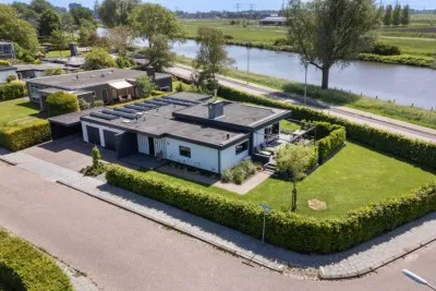 Vrijstaande woning te koop: Kinkhoornstraat 25, Nijlân Leeuwarden