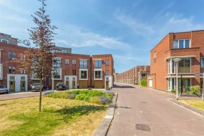 Hoekwoning te koop: Klaas Geertsplantsoen 12, Elzenhagen-Noord Amsterdam