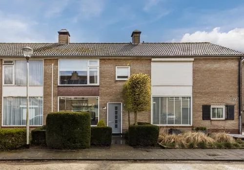 Tussenwoning te koop: Klaproosstraat 25, Enschot Midden Berkel-Enschot
