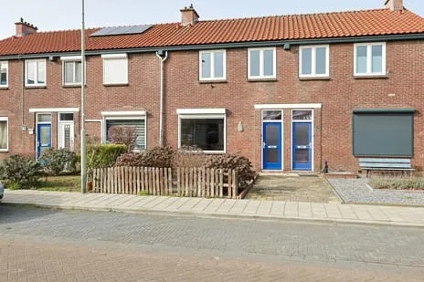 Tussenwoning te koop: Klaproosstraat 3, Lindenheuvel Geleen