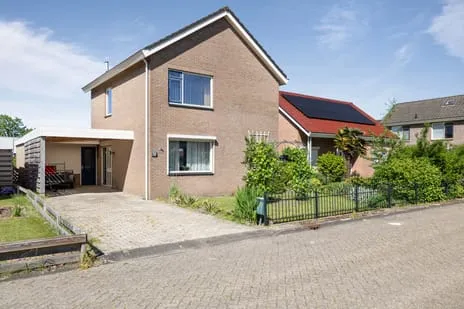 Vrijstaande woning te koop: Klaroen 12, Nieuw-Amsterdam-Centrum Nieuw-Amsterdam