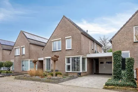 Tussenwoning te koop: Klaverbeemd 4, Keersopperbeemden Valkenswaard