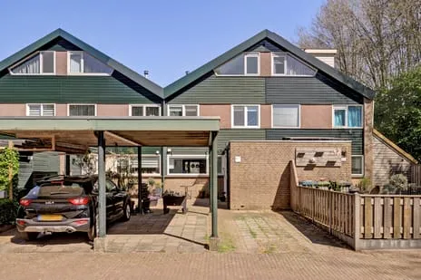 Tussenwoning te koop: Klaverkamp 111, Vianen (Ut)
