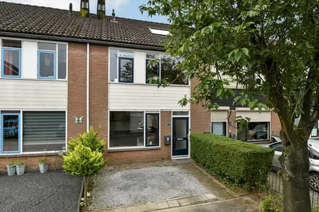 Terraced house for sale: Klaverkamp 25, de Zuiling Elst (Ge)