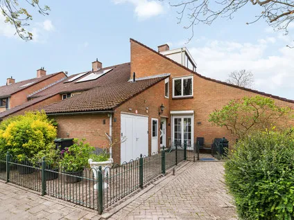 Tussenwoning te koop: Klaverruiter 3, Wittens Hoeck Hellevoetsluis