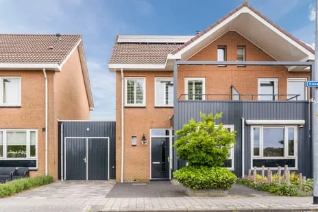 Tussenwoning te koop: Klaversloot 12, Mayersloot Zuid Broek Op Langedijk