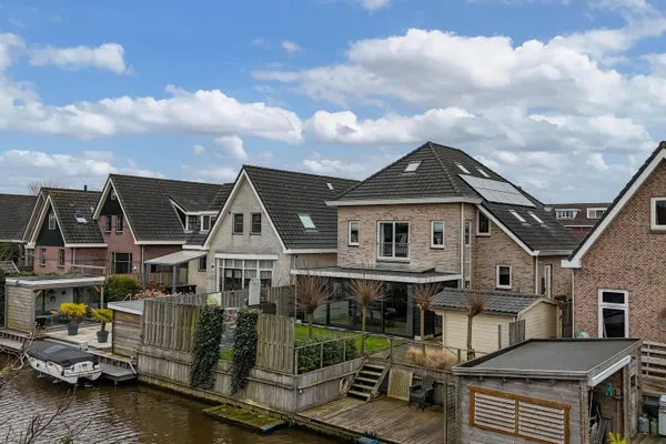 Vrijstaande woning te koop: Klaversloot 41, Broek Op Langedijk