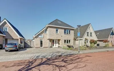 Vrijstaande woning te koop: Klaversloot 41, Mayersloot Zuid Broek Op Langedijk