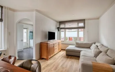 Twee-onder-één-kap te koop: Klaverstraat 85, Sint Anna Noord Tilburg