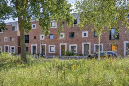 Tussenwoning te koop: Kleefkruidstraat 40, K-buurt-Zuidoost Amsterdam