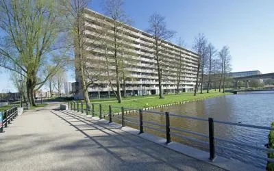 Appartement te koop: Kleiburg 1002, Bijlmermuseum-Zuid Amsterdam
