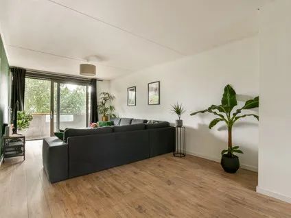 Appartement te koop: Kleiburg 422, Bijlmermuseum-Zuid Amsterdam