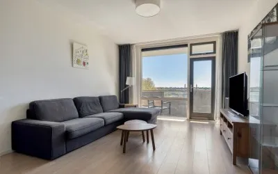 Appartement te koop: Kleiburg 627, Bijlmermuseum-Zuid Amsterdam