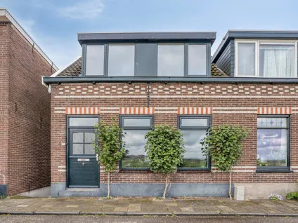 Hoekwoning te koop: Kleikade 43, Bomenwijk Waddinxveen