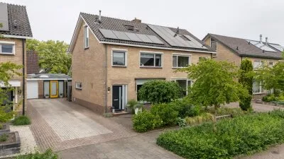 Twee-onder-één-kap te koop: Klein Doesburg 14, Heerde Heerde