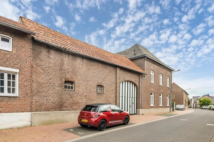 Semi-detached for sale: Klein-Haasdal 69, Haasdal Schimmert
