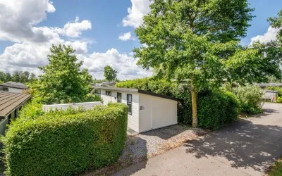 Detached house for sale: Klein Hitland 230, Recreatiepark Klein Hitland Nieuwerkerk Aan Den Ijssel
