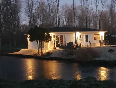 Woning te koop: Klein Hitland 55, Recreatiepark Klein Hitland Nieuwerkerk Aan Den Ijssel